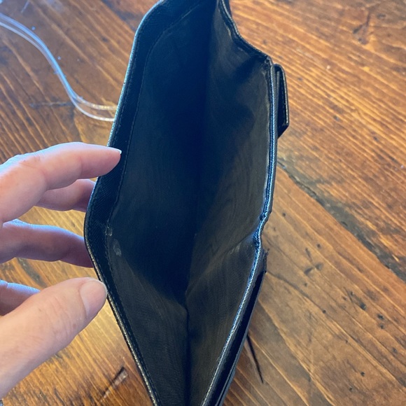 AUTHENTIC PRADA Tri Fold wallet. - Picture 6 of 6